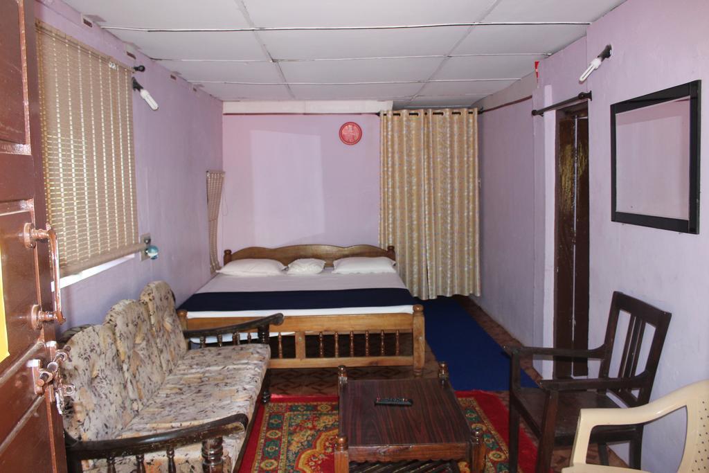 Chuppi Homestay Мадикери Экстерьер фото
