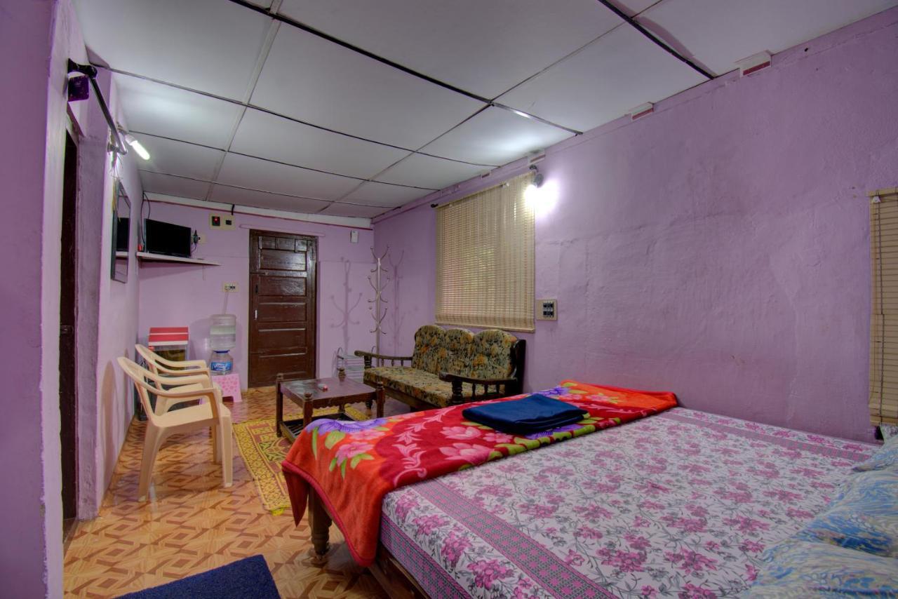 Chuppi Homestay Мадикери Экстерьер фото
