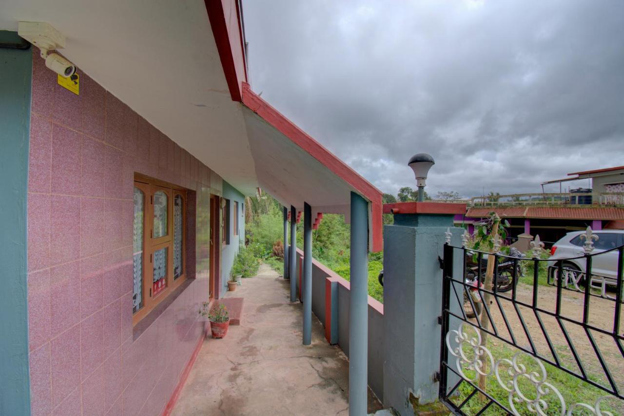 Chuppi Homestay Мадикери Экстерьер фото