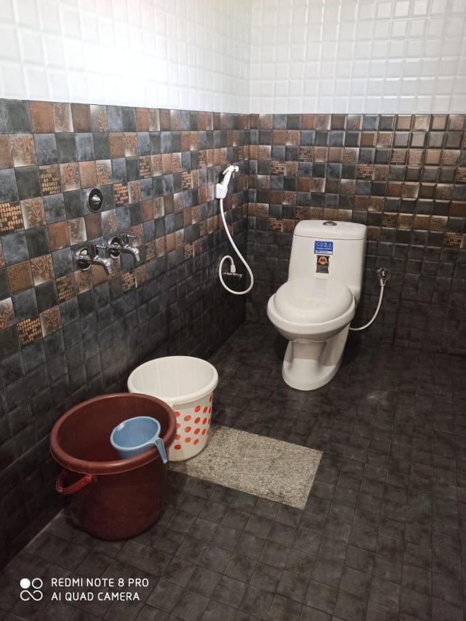 Chuppi Homestay Мадикери Экстерьер фото